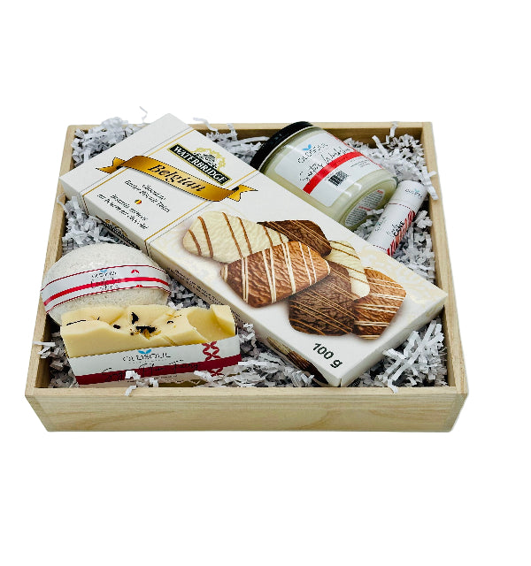 Cozy Comfort Spa & Treat Box